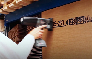 企業(yè)智能標(biāo)識系統(tǒng)- EBS-260手持式噴碼機